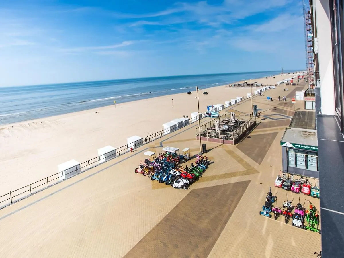 Amazing Apartment Near The Center Middelkerke